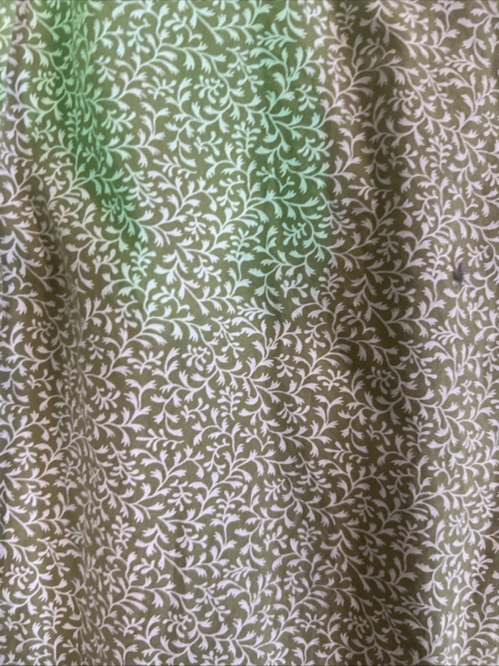 UNTUCKit Olive Green and White Botanical Shirt Panel size L